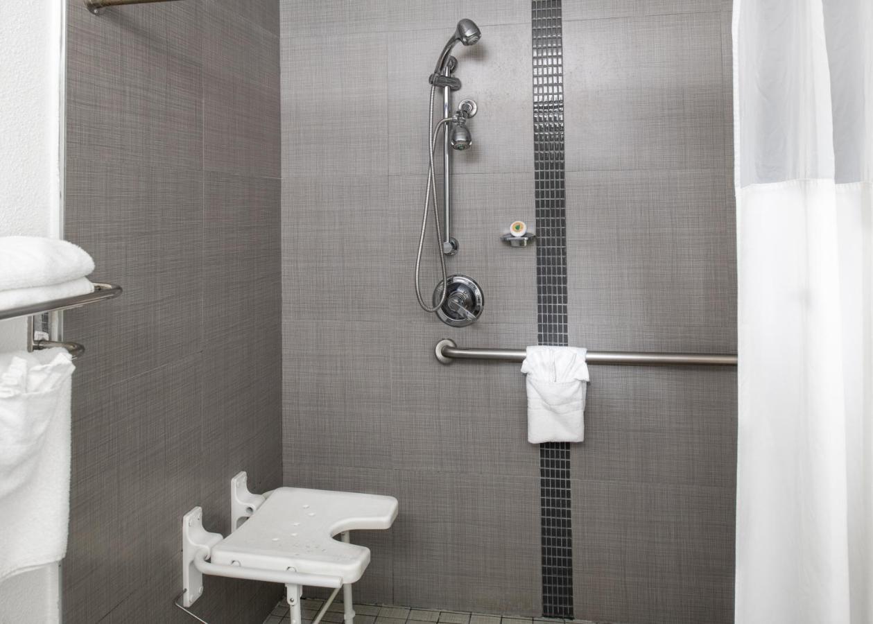 Scandia Motel Карлсбад Екстериор снимка
