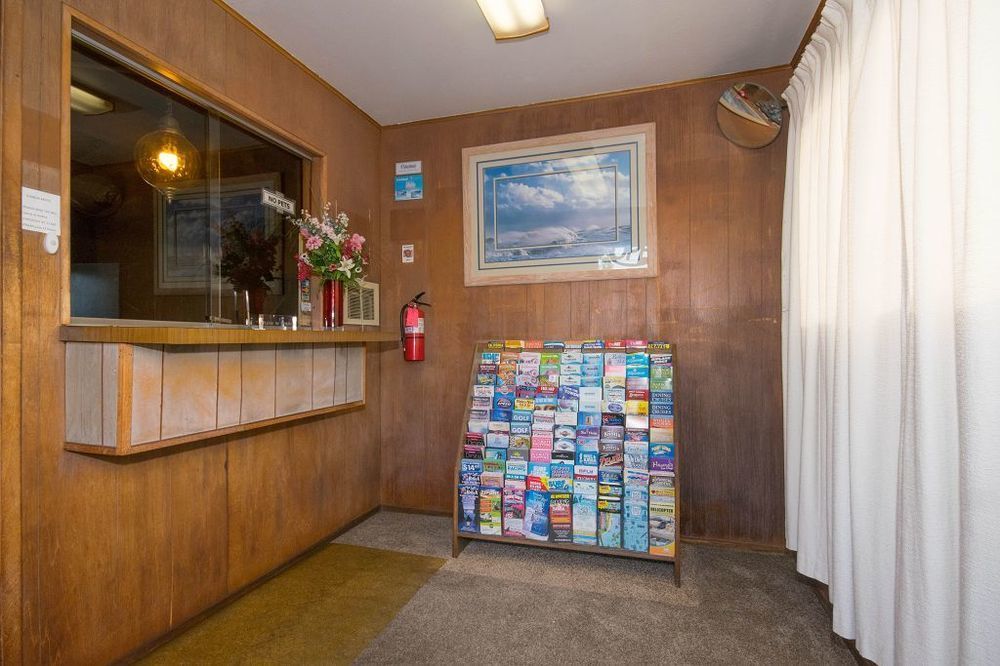 Scandia Motel Карлсбад Екстериор снимка